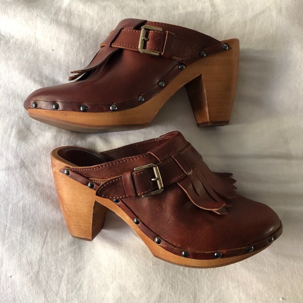 Madewell Brow Leather Kiltie Clogs
